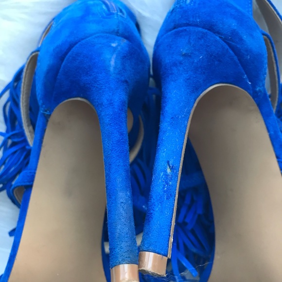 Steve Madden Cobalt Blue FRINGLY SANDAL - Picture 4 of 5